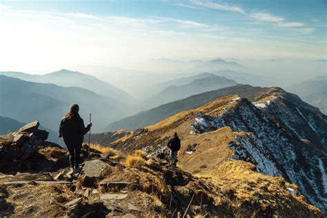 雙流有什麼山可以爬 可以從不同角度探討「雙流」地區的自然景觀與人文歷史